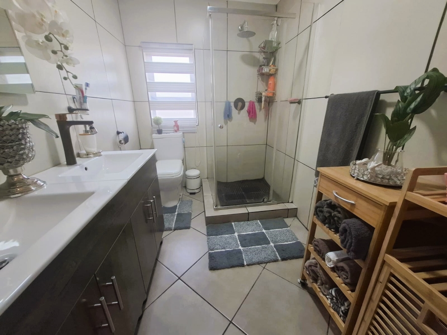 5 Bedroom Property for Sale in Villiers Free State